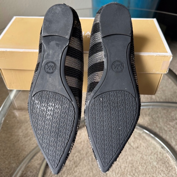 MICHAEL Michael Kors ARIANNA Black&Silver SEQUIN Stripe Flats = US6.5 - Picture 7 of 8